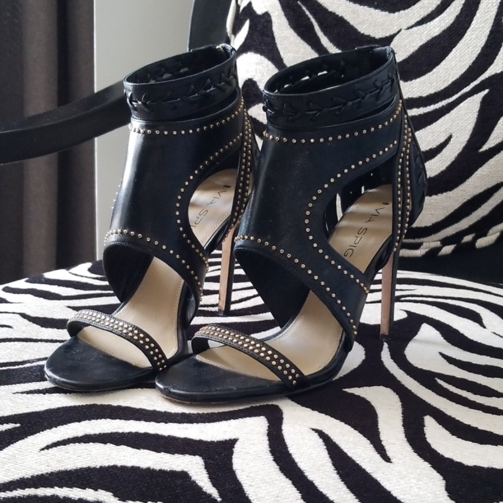 Via spiga heels